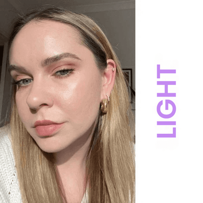 GlowShift™ Tone-Adapting Foundation Stick