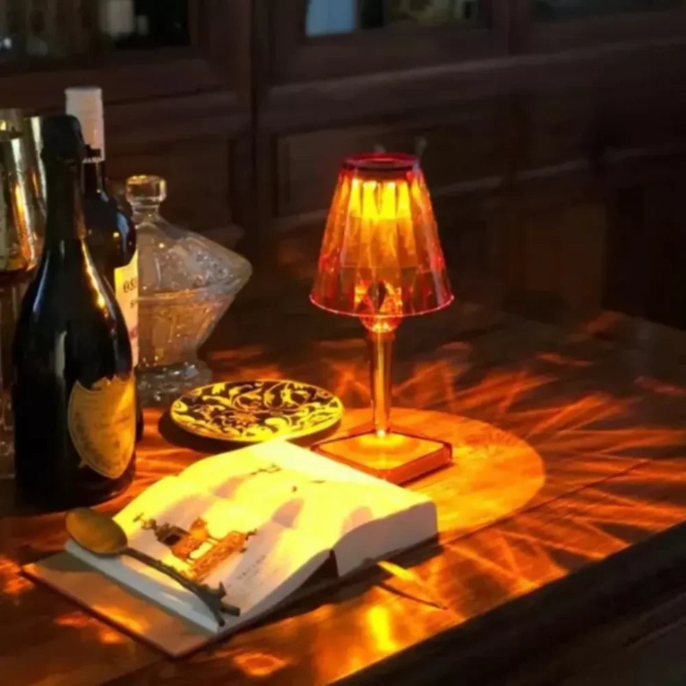 Luminária De Mesa Sem Fio 3 Em 1 - Tazzi
